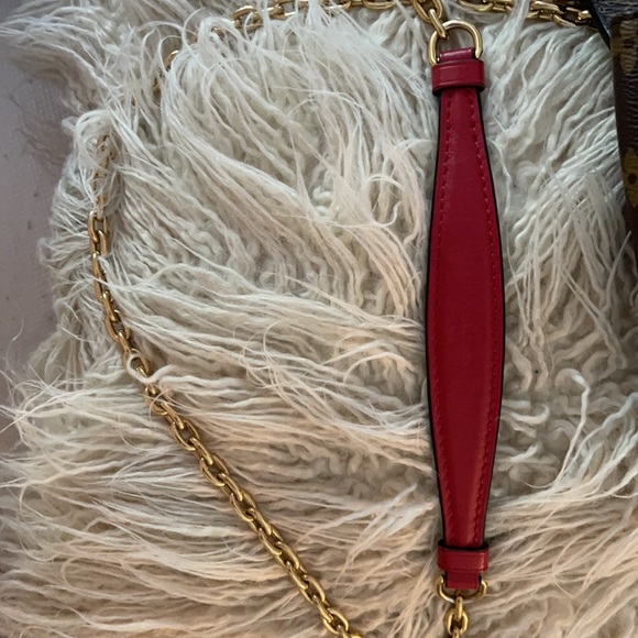 Saint-Placide Louis Vuitton LIKE NEW! Comes with box and dust bag - Picture 9 of 17